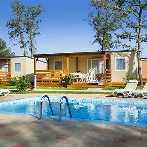 Maistra Valkanela Mobile Homes 4* Funtana